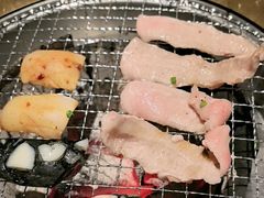 -山川小町·极番烧肉(新地假日广场店)