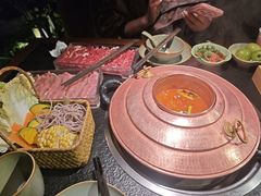 -菌自由丨野生菌火锅特色庭院餐厅(丽江古城店)