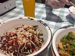 -彭耕记猪油炒小菜(吉联mall店)