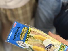 -全家便利店(上海南站站店)