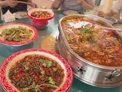 -牟记江湖重庆地标特色菜鱼蛋海鲜羊蝎子(巴南区黑金冠十多年好店)