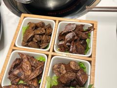 酱辣拼盘-汤宴·参须肚包鸡(南京路店)