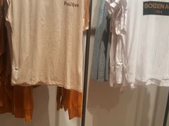 -URBAN REVIVO(西安Momopark店)