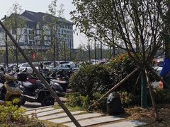 -融创茂-停车场