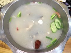 -风情丽江斑鱼火锅(孙家沟西南路80号店)