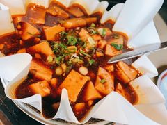 -穹六人间 people 6(岳阳路店)