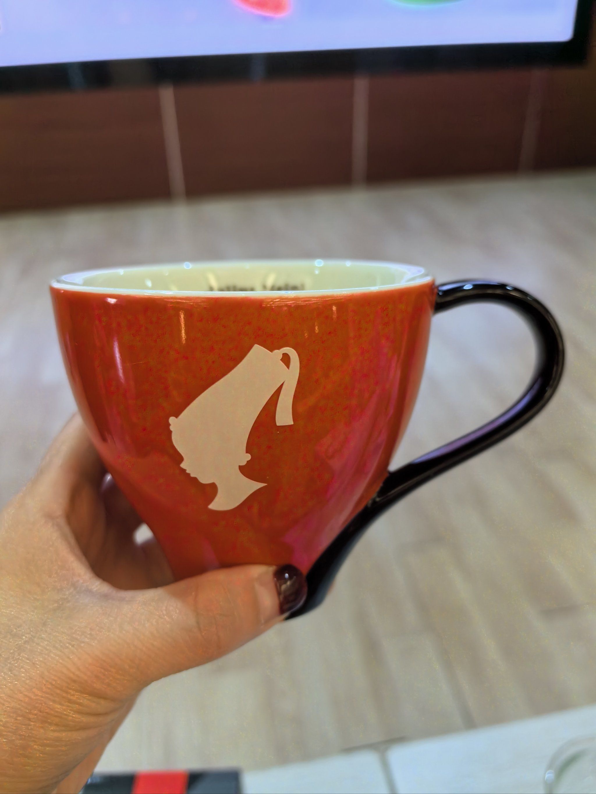杯子带来的快乐很特别,拿铁杯