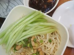 -余丞记川渝面馆(云峰店)