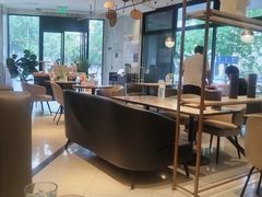 -必胜客(骡马市店)