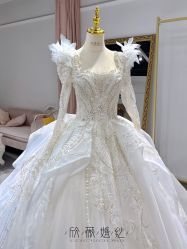 -欣薇婚纱(新源乐汇城店)