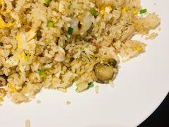 -臻鲜燕海鲜融合餐厅(金陵style店)