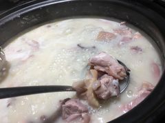 -大匠工房古船木艺术餐厅·猪肚鸡专门店(长白仙岛店)