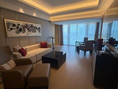-上海宝华万豪酒店