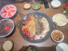 -萍姐火锅·公路夜市(武汉首店)