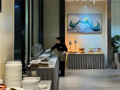 -武汉武昌站街道口华美达安可酒店