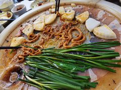 -阿昌白族石板烧·菌锅(大理古城店)