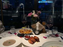 -MONICH牛排融合餐厅(和义大道购物中心店)