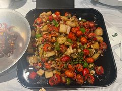 -巴厘龙虾·榜首油焖大虾(音乐学院·沿江酒馆店)