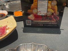 -铭牛烧肉·和牛海鲜自助(高新月牙湖店)