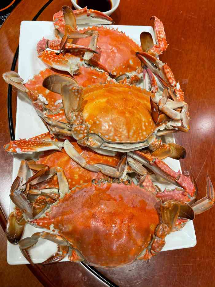 帝壹海中鲜-"到天津出差朋友宴请,比较特色是一楼是海鲜.