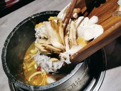 -野·大山里野生菌石锅土鸡(益田假日店)