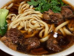 -清真吴记门钉肉饼·喜多利