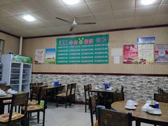 大堂-白家平赫园罩饼(文昌大街店)