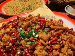 -泥糊破店小酒馆·团建聚餐(南京西路店)