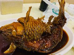 罾蹦鲤鱼-奥华餐厅·老张记(台基厂店)