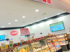 面包甜点陈列柜-山崎面包(百联世纪店)