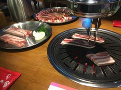 -老炉家木炭烤肉(长江国际店)