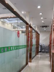 -苗医生专业祛痘·皮肤管理