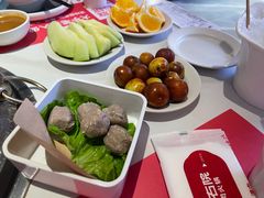 -左庭右院鲜牛肉火锅(环球港店)