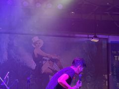 -INLOVE Live House