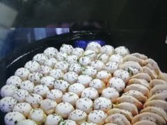 -香山胡记吴江路生煎(灵山路店)