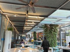 -郑猛记石岐鸽主题餐厅(长江店)