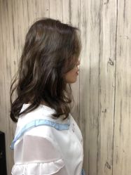 -首脑美发沙龙