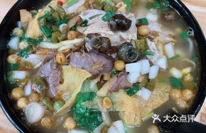 Braised Snail Noodles