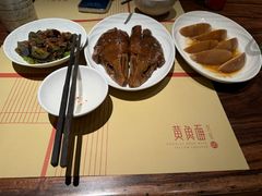 -荣家黄鱼面(前滩太古里店)
