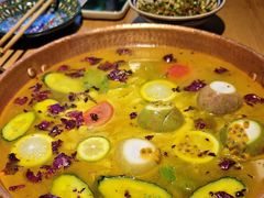 -洱火云南酸菜牛肉火锅(石景山当代商城店)