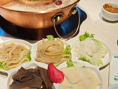 -思阁炭香火锅(学伟鑫城总店)