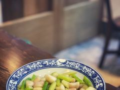 芦笋鲜菱-兰边碗(鼓楼店)