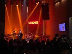 -TZ House音乐现场(来福士中心店)