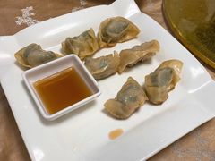 油煎馄饨-光头老板·本帮菜