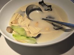-汤城小厨•粤菜•靓汤(金宝街店)