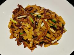 -高第街56号餐厅(泰安万达店)