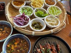 -包整·丝娃娃(一览甲秀楼风景店)