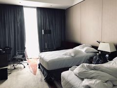 -广州天河希尔顿酒店