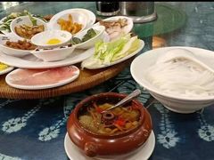 -桥香园云南过桥米线(金马碧鸡店)