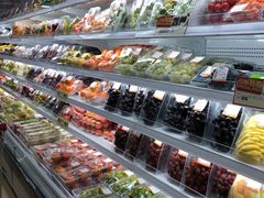 -新苗超市(科英布拉街店)